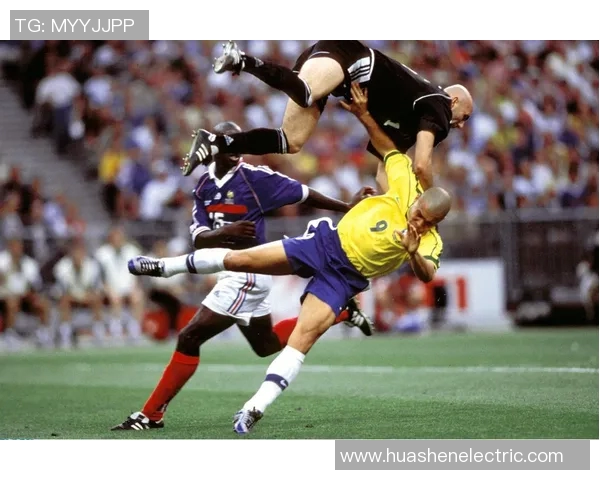 足球巨星私下生活罕见曝光展现真实一面令人倍感亲切 足球巨星私下生活罕见曝光展现真实一面令人倍感亲切